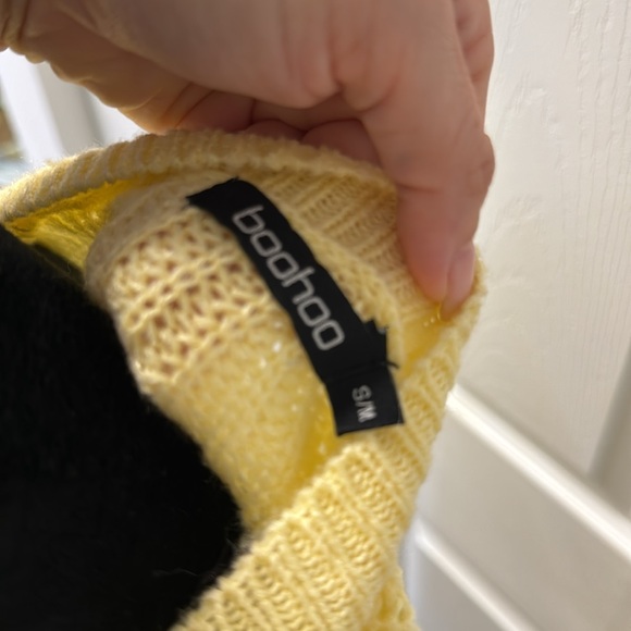 Oversized Sweater - Picture 3 of 3